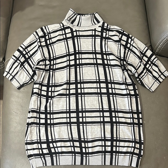 Lane Bryant Sweaters - Lane Bryant Plaid Turtleneck Sweater size 18/20